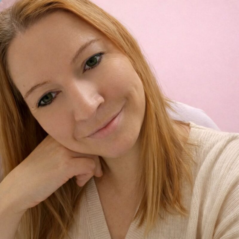Manuela Juretič: Dotiki energije