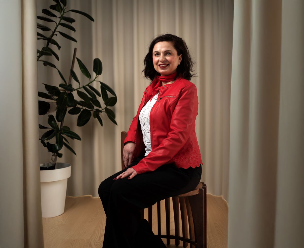 Sandra Tibaut: Kako sem se iz hitenja vrnila k sebi (in zakaj je iz tega nastal WOOMOI)